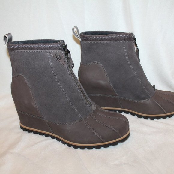 NIB UGG WOMEN'S WEDGE REGGIE SUEDE ZIP UP ANKLE BOOTS - Picture 2 of 8